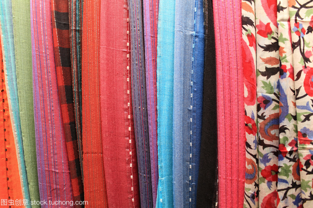 存储区中的纺织品 守护与管理的艺术