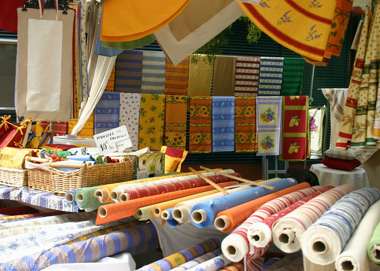 普罗旺斯纺织品的色彩与图案 南法阳光下的织物艺术
